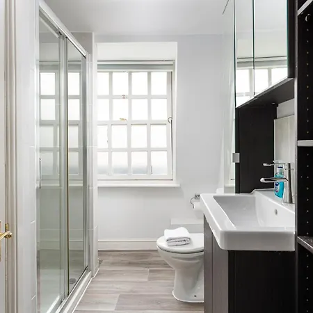 Central Flat-2Bed-Free Parking-By Fabaccommodation Бристоль Экстерьер фото